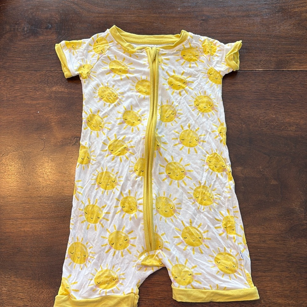 Little Sleepies Sun print Shortie size 2T
